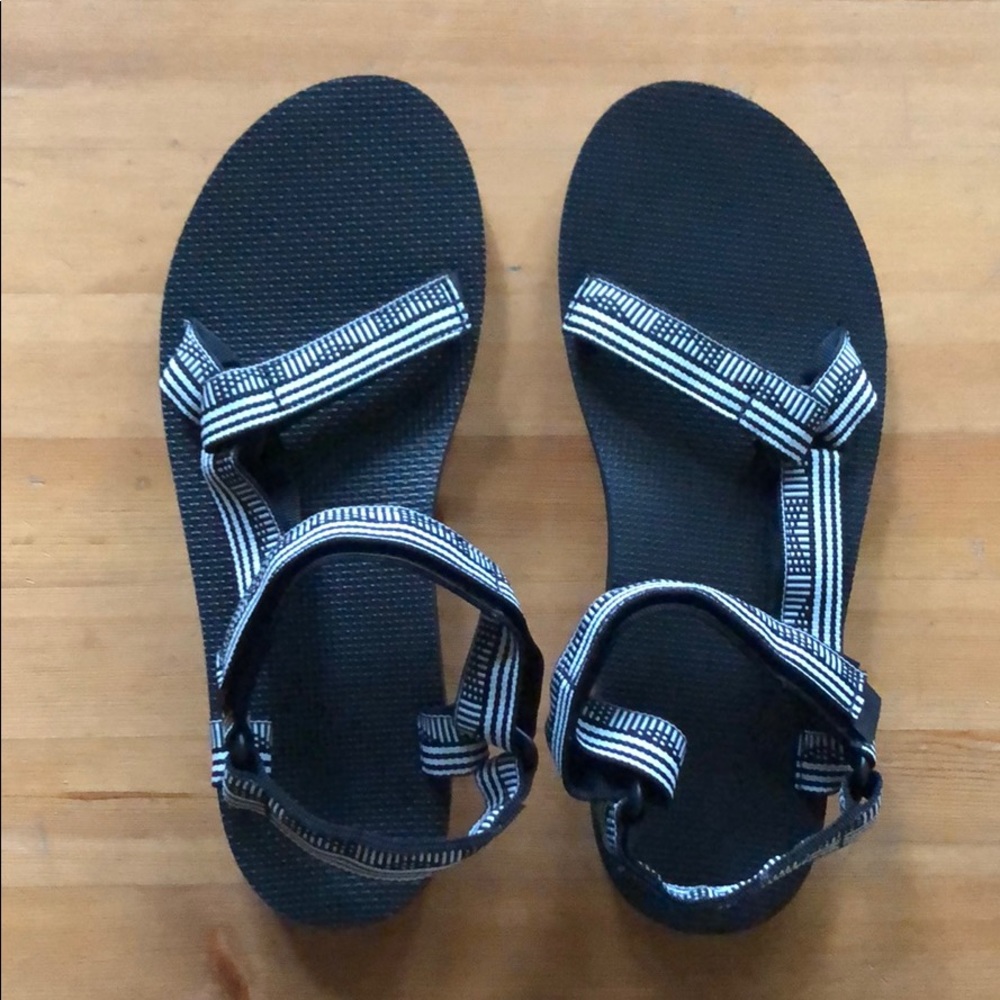 Women’s Teva Sandals